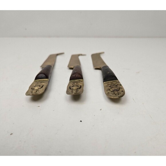 3 Vintage Pronged Cheese Knives Buddha Bronze Brass Rosewood Siam Thailand 6” - Picture 7 of 7